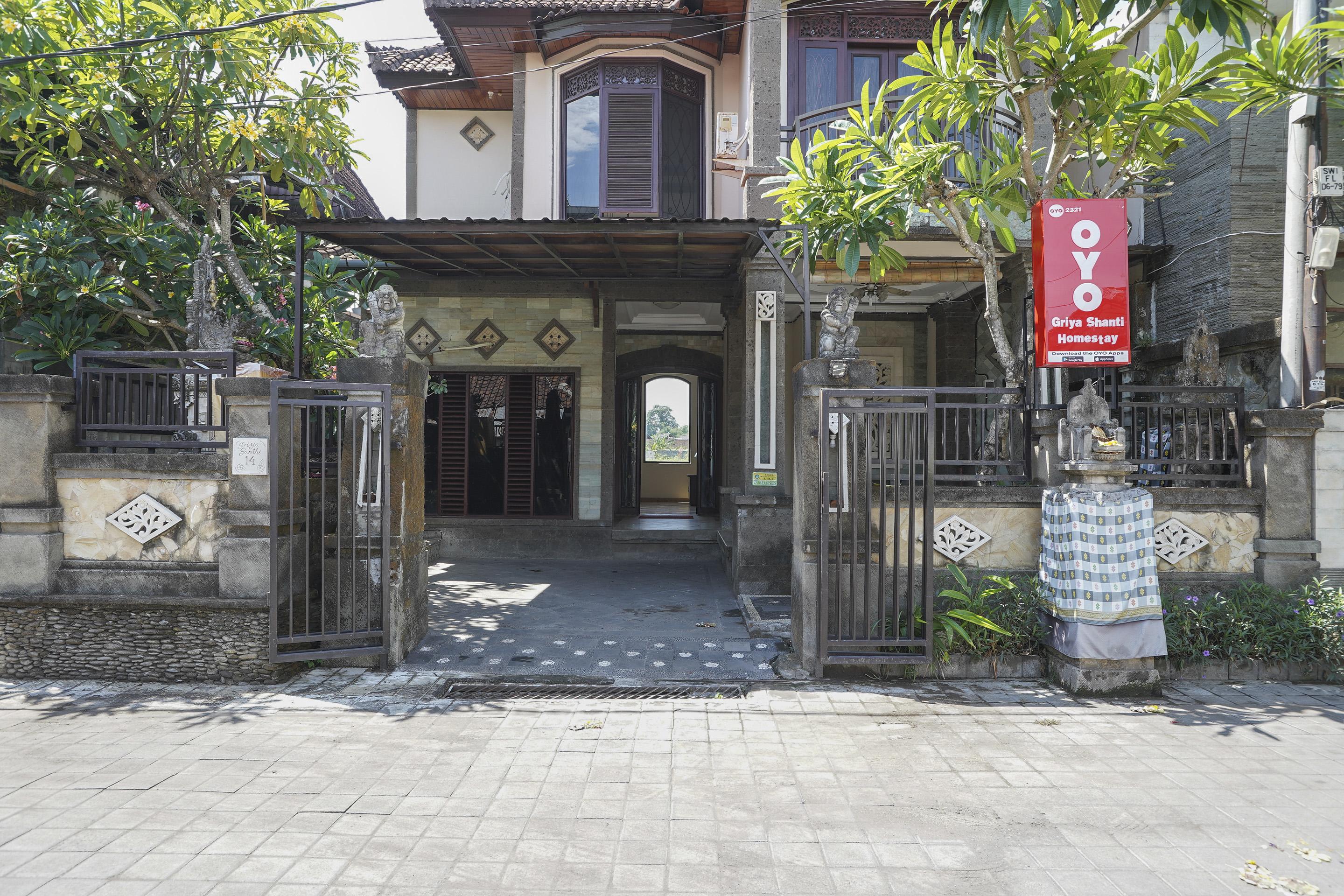 Oyo 2321 Griya Shanti Homestay Ketewel Esterno foto