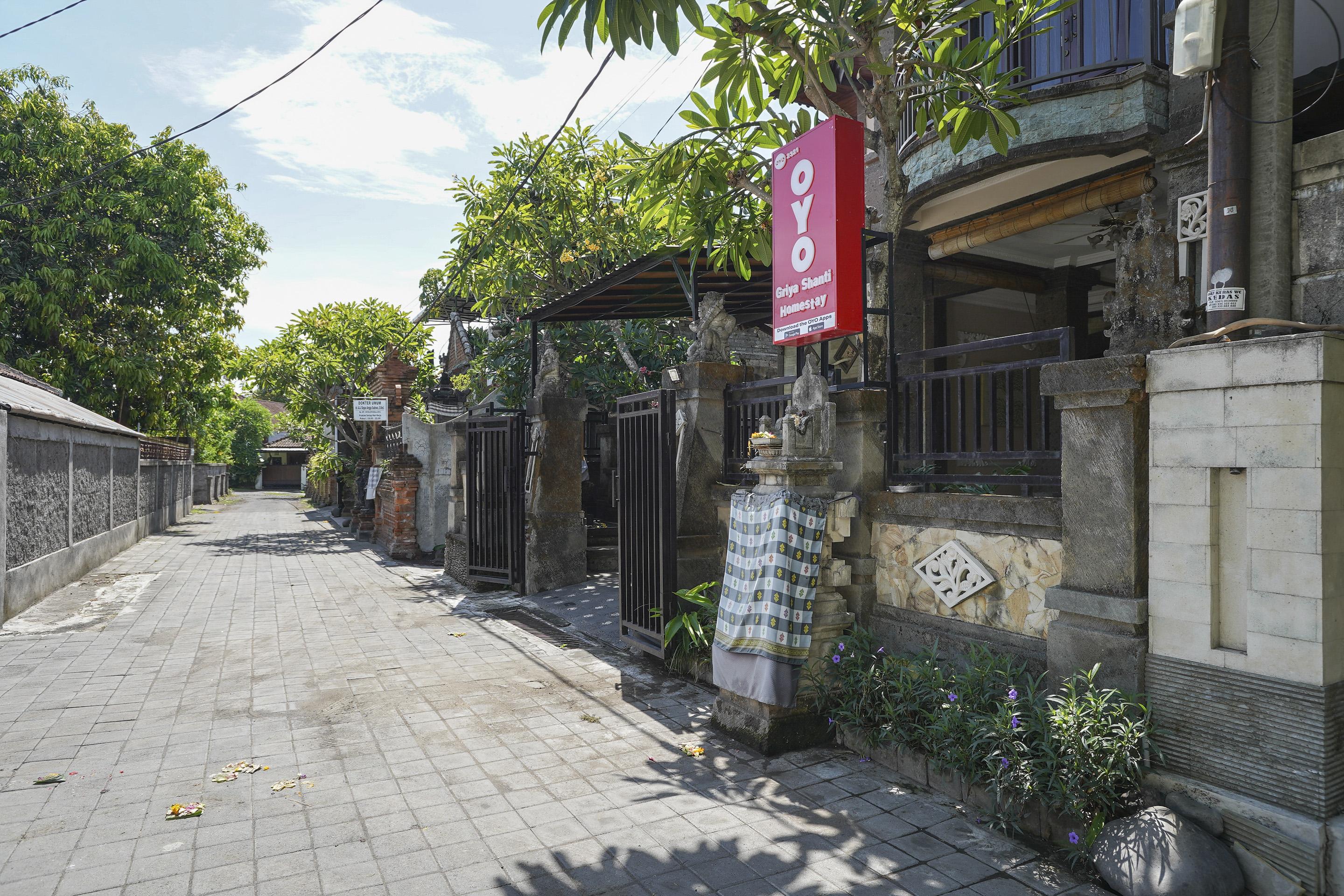 Oyo 2321 Griya Shanti Homestay Ketewel Esterno foto